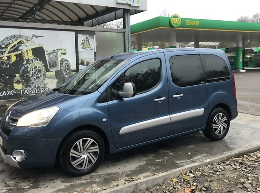 Citroen Berlingo пасс. 2011