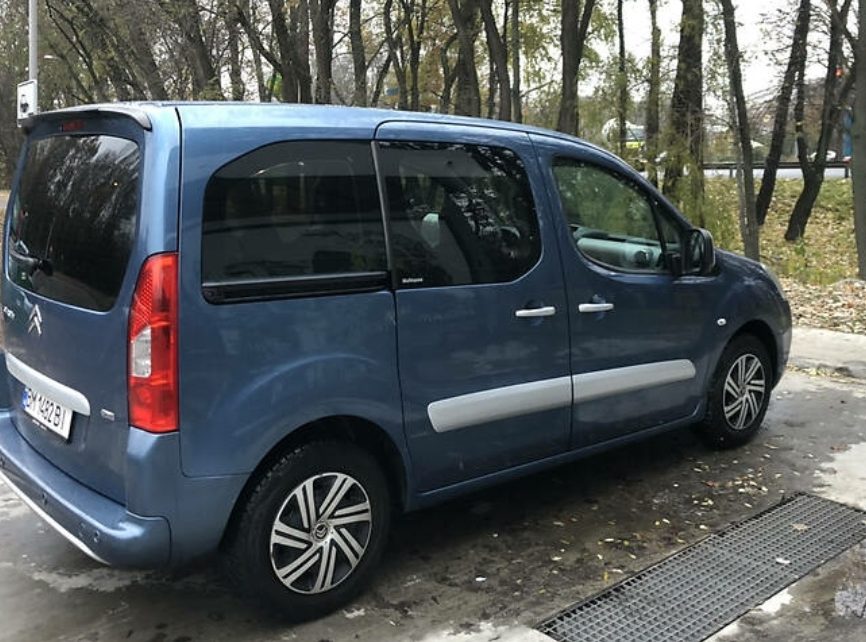 Citroen Berlingo пасс. 2011