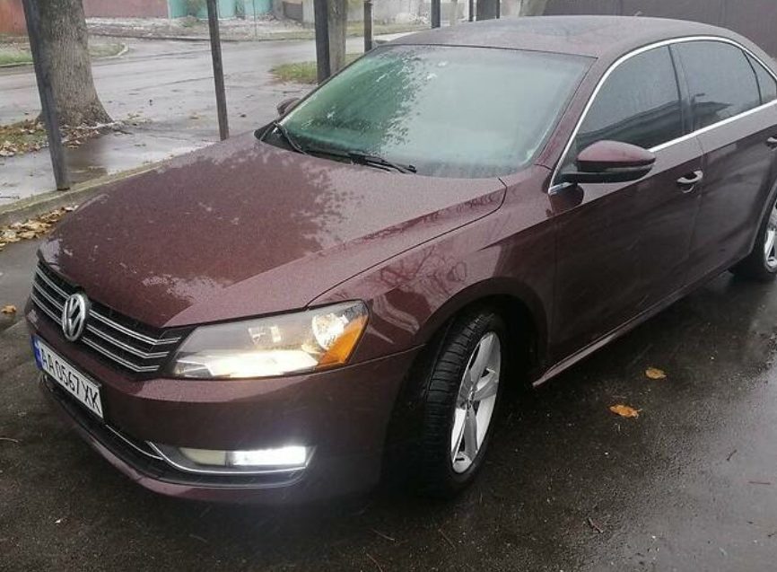 Volkswagen Passat B7 2012