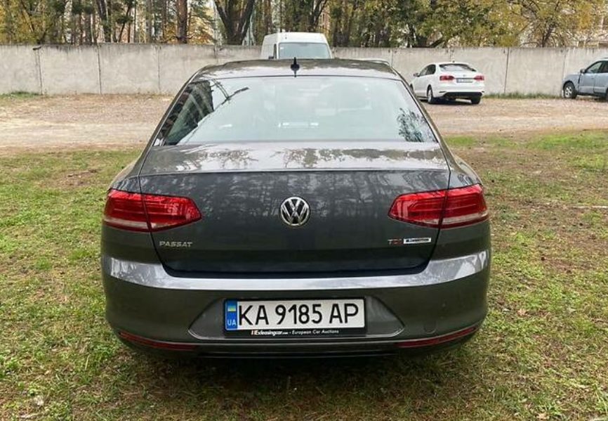 Volkswagen Passat B8 2016