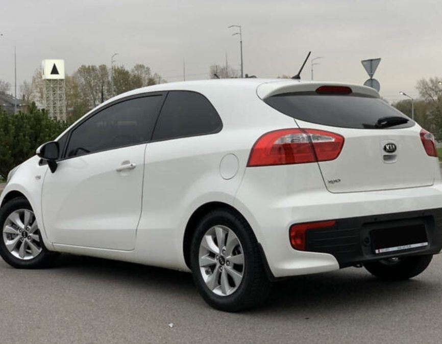 Kia Rio 2015