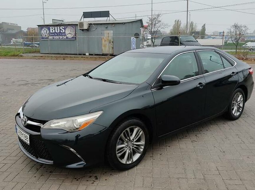 Toyota Camry 2015