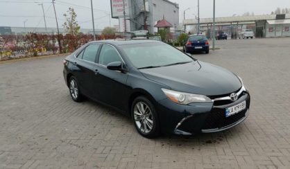 Toyota Camry 2015