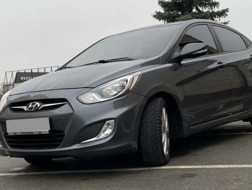 Hyundai Accent 2013