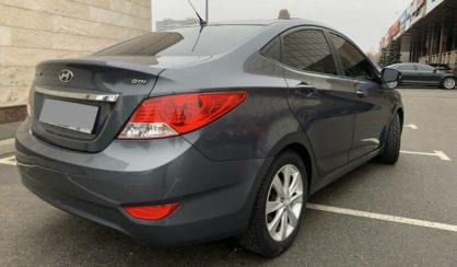 Hyundai Accent 2013