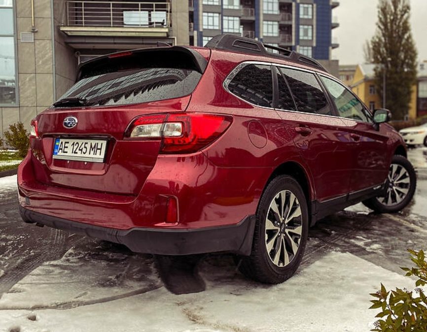 Subaru Outback 2016