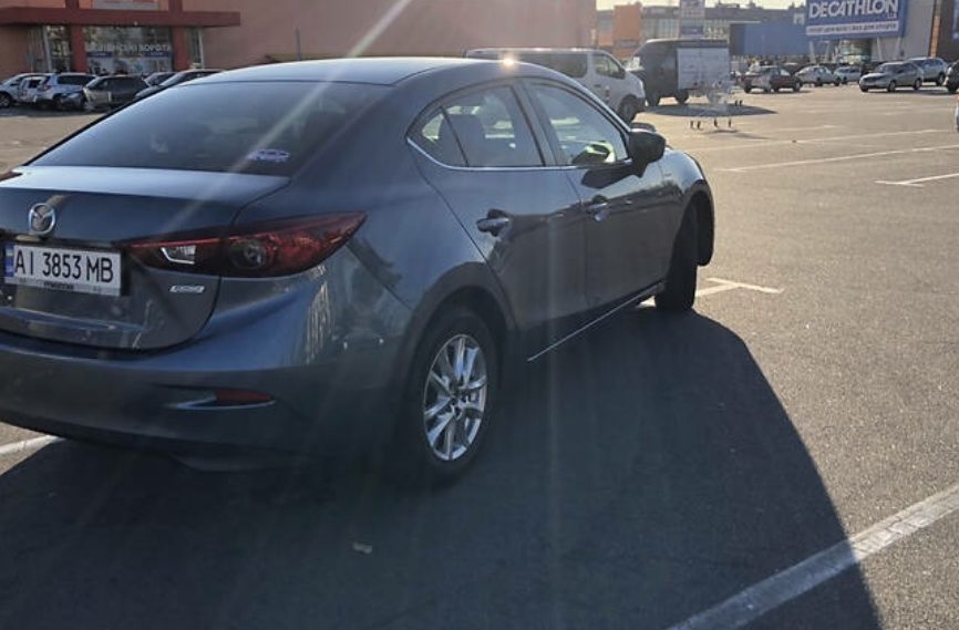 Mazda 3 2015