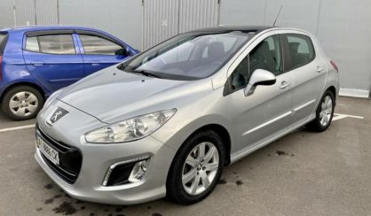 Peugeot 308 2011