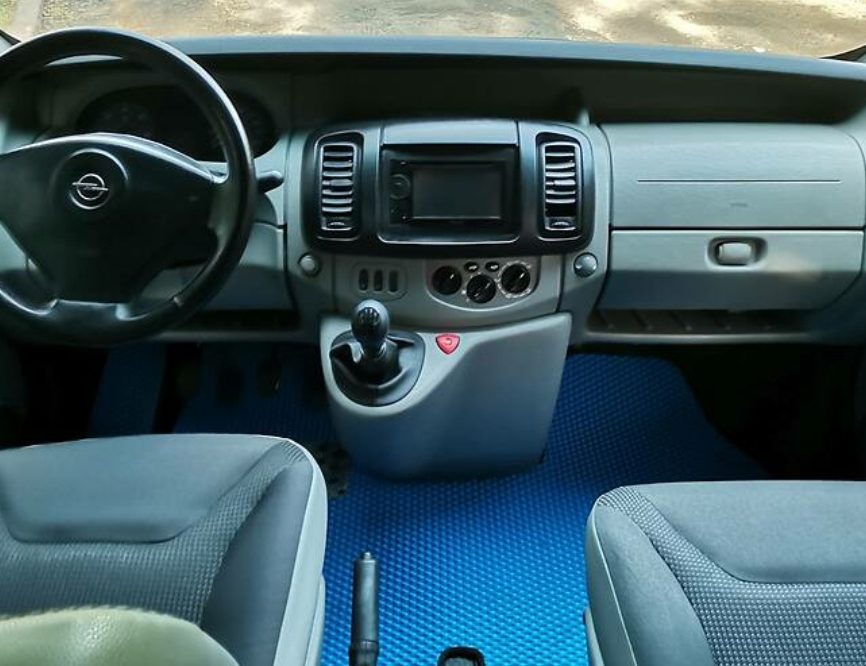 Opel Vivaro пасс. 2008