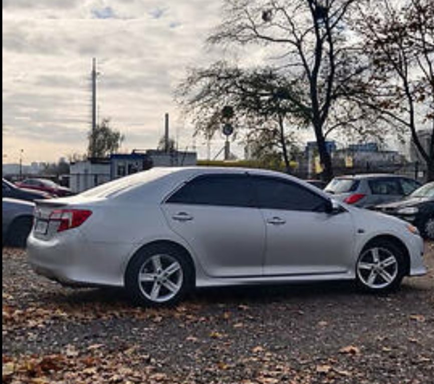 Toyota Camry 2014