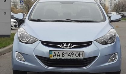 Hyundai Elantra 2012