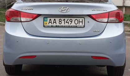 Hyundai Elantra 2012