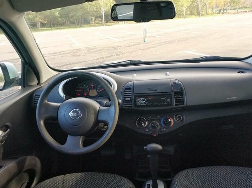 Nissan Micra 2010