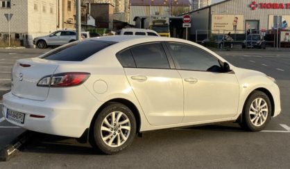 Mazda 3 2012