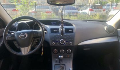 Mazda 3 2012