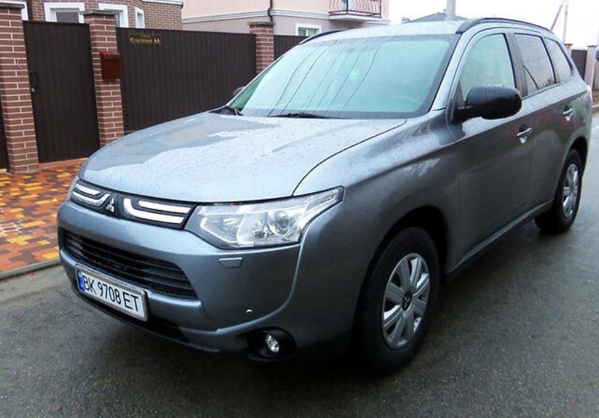 Mitsubishi Outlander 2013