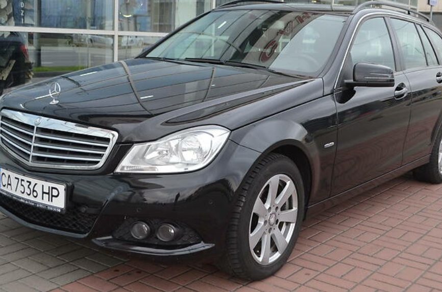 Mercedes-Benz C 200 2011