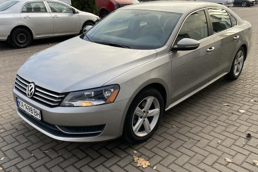 Volkswagen Passat B7 2012