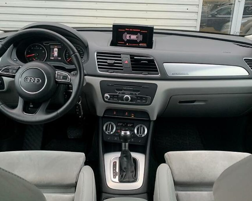 Audi Q3 2012