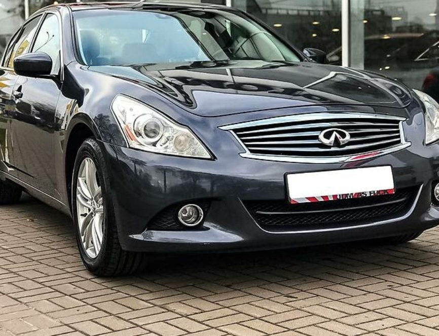 Infiniti G37 2011