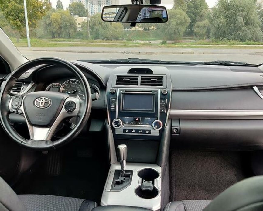 Toyota Camry 2012