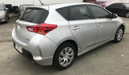 Toyota Auris 2014