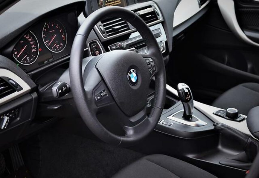 BMW 118 2017