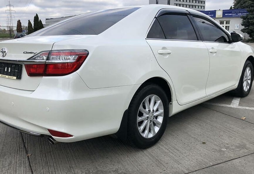 Toyota Camry 2016