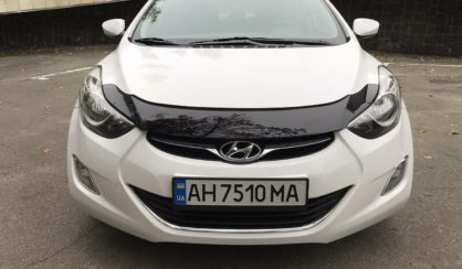 Hyundai Elantra 2012