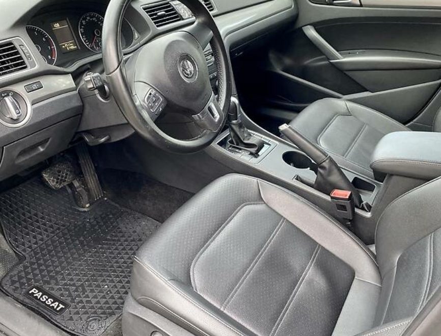 Volkswagen Passat B7 2014