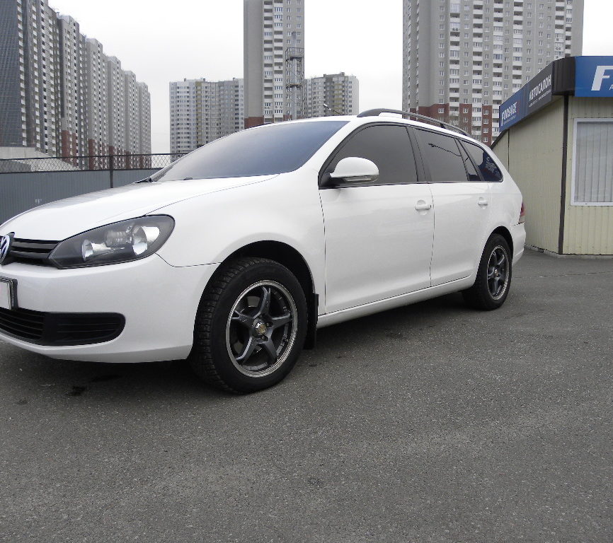 Volkswagen Golf VI 2011