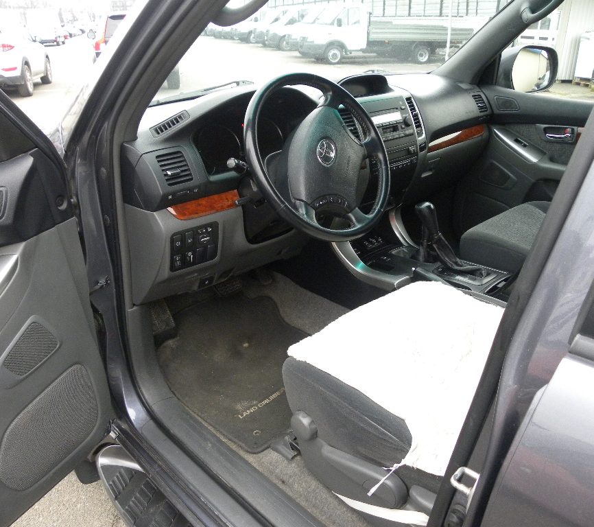 Toyota Land Cruiser Prado 2008