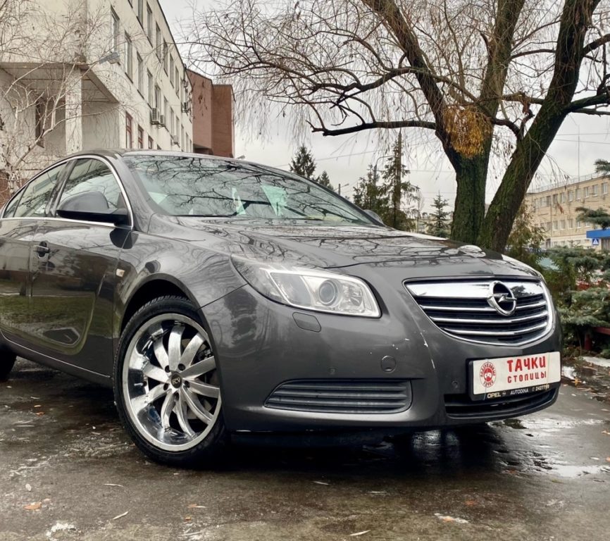 Opel Insignia 2011