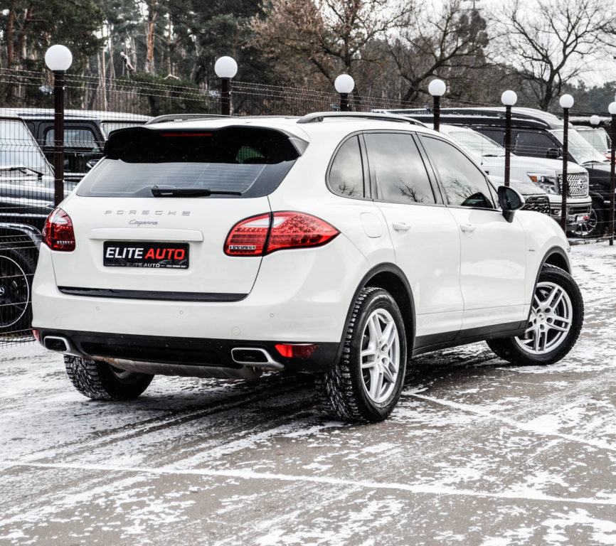 Porsche Cayenne 2011