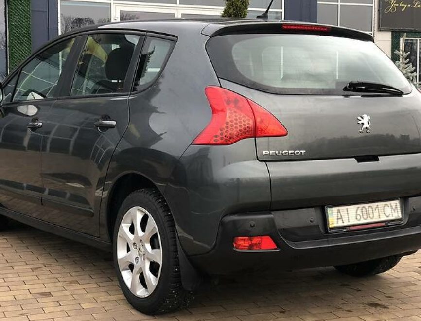 Peugeot 3008 2011