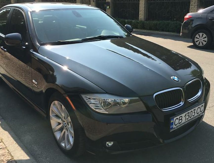 BMW 328 2011