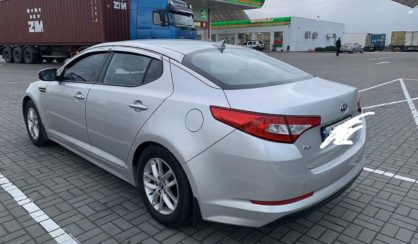 Kia K5 2011