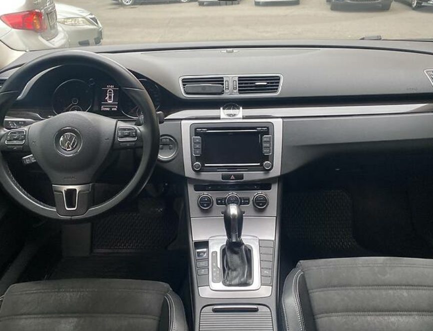 Volkswagen Passat CC 2013