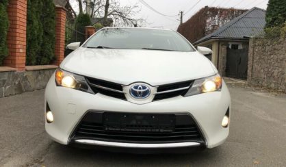 Toyota Auris 2014