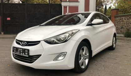 Hyundai Elantra 2013