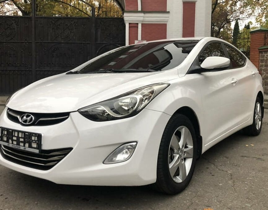 Hyundai Elantra 2013