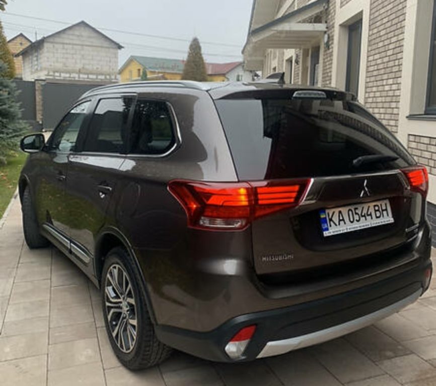 Mitsubishi Outlander 2018