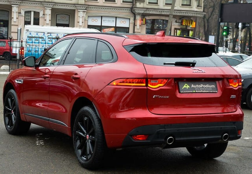 Jaguar F-Pace 2016