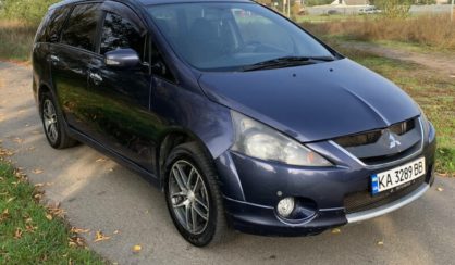 Mitsubishi Grandis 2007