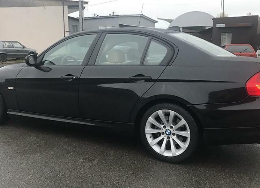 BMW 328 2010