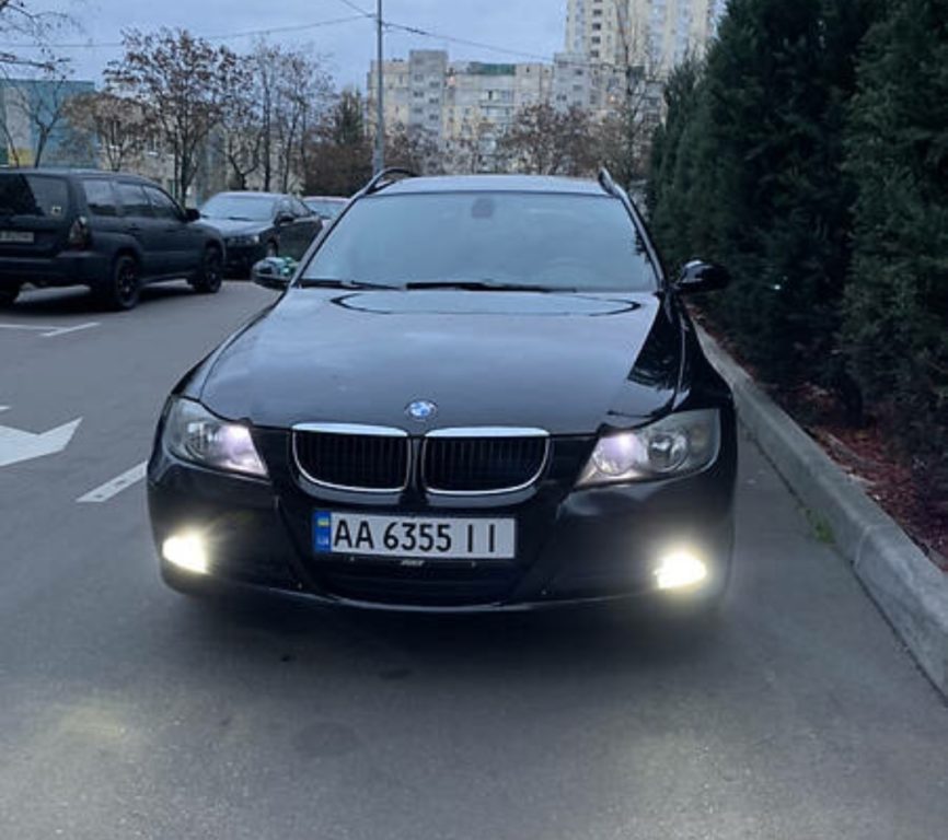 BMW 318 2008