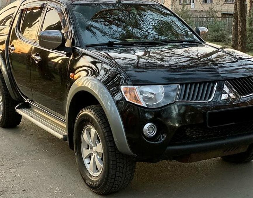 Mitsubishi L 200 2010