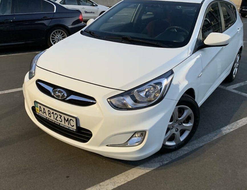 Hyundai Accent 2012