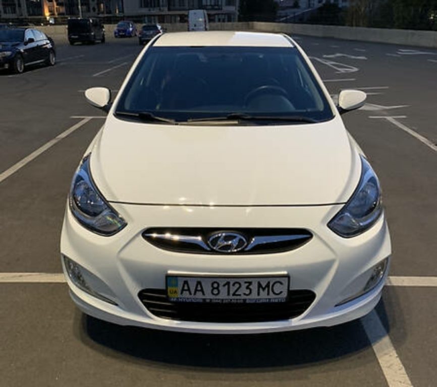 Hyundai Accent 2012