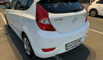 Hyundai Accent 2012